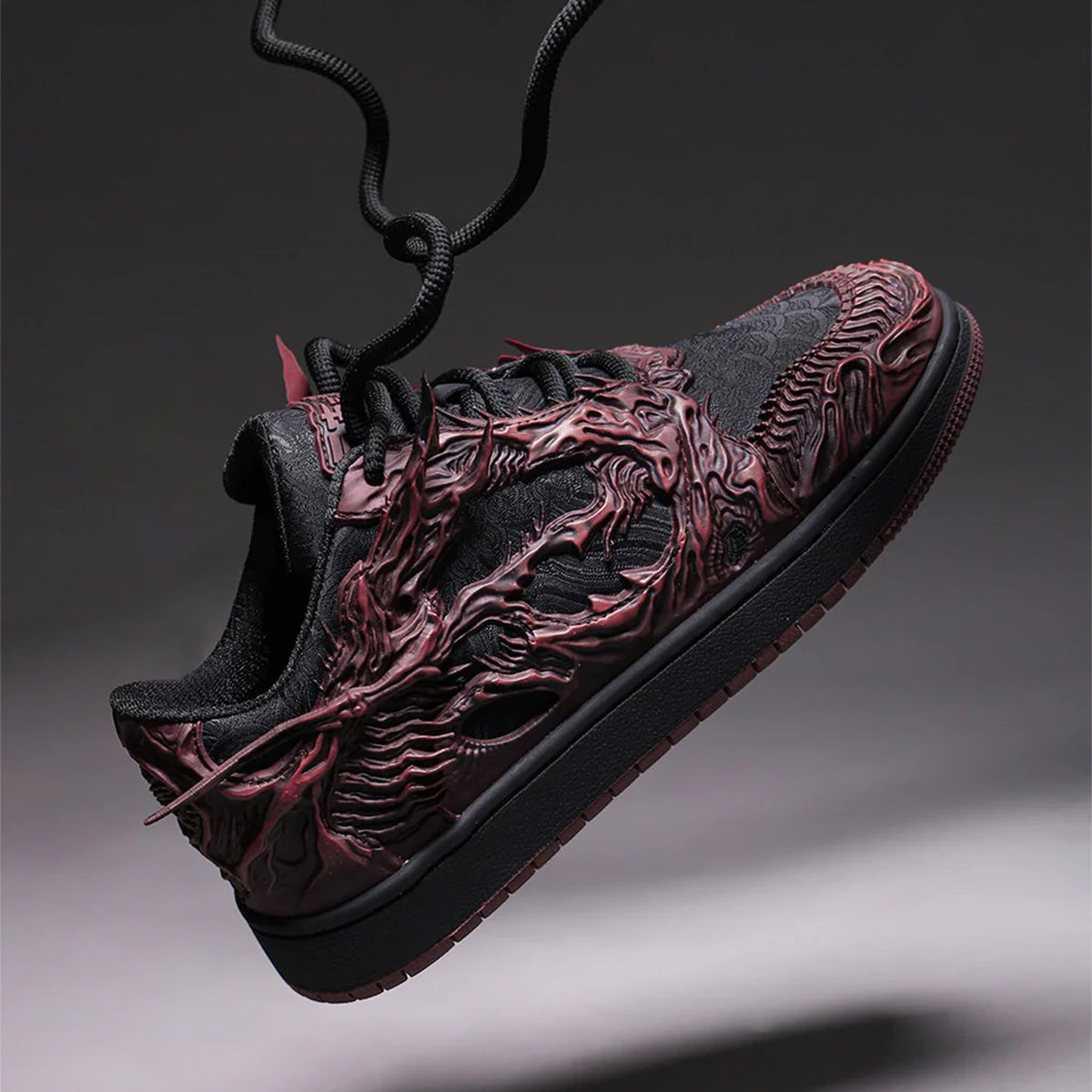 Baskets en soie inspirées du Nihonga