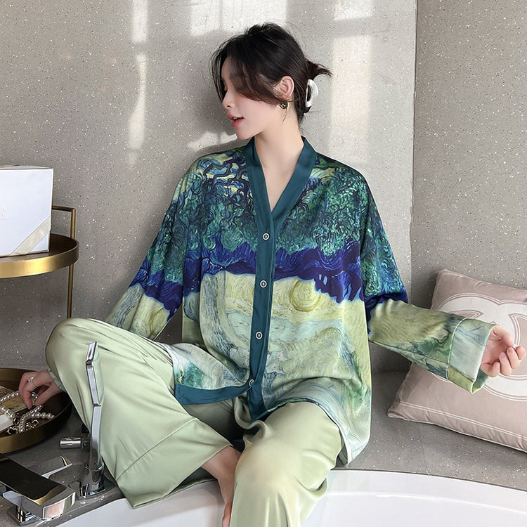Van Gogh inspired silky pajamas