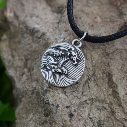 The great wave of kanagawa Necklace