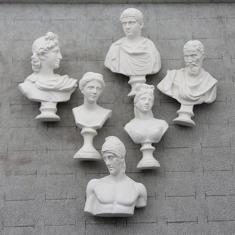 Renaissance sculptures Brooches pin